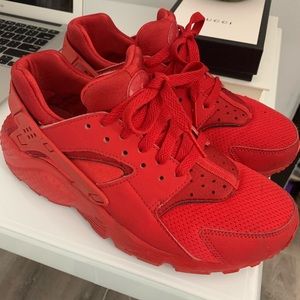 RED HUARACHE